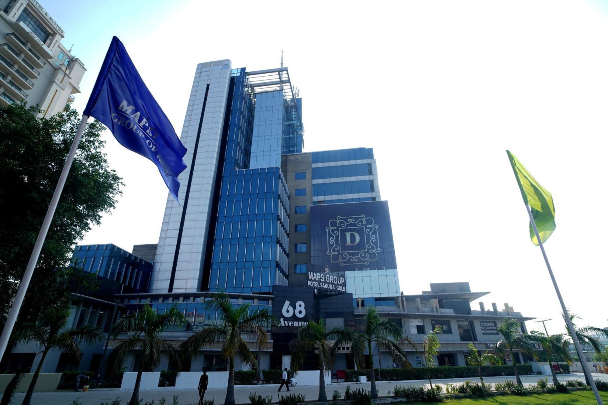 Hotel Sakura Gold غورغاون المظهر الخارجي الصورة